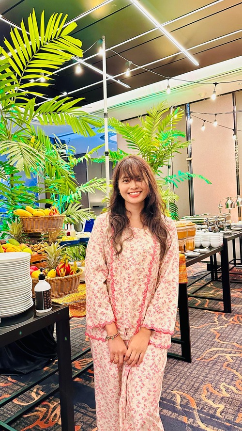 Self pic renee fong (1)